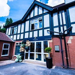 https://sallow-tree-house.yorkshirehotels.net