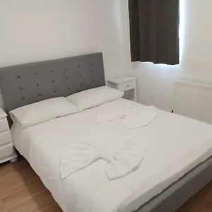 https://house-city-se1.brighton-hotels-england.com